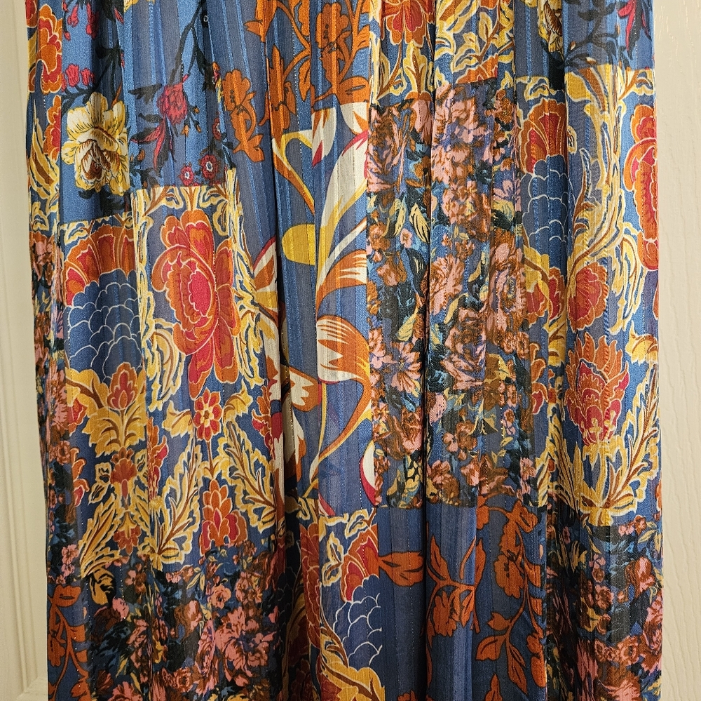 🌟Maxi dress🌟 - Picture 2 of 6